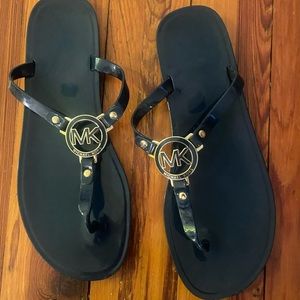 Size 9 Womens michael Kors sandals